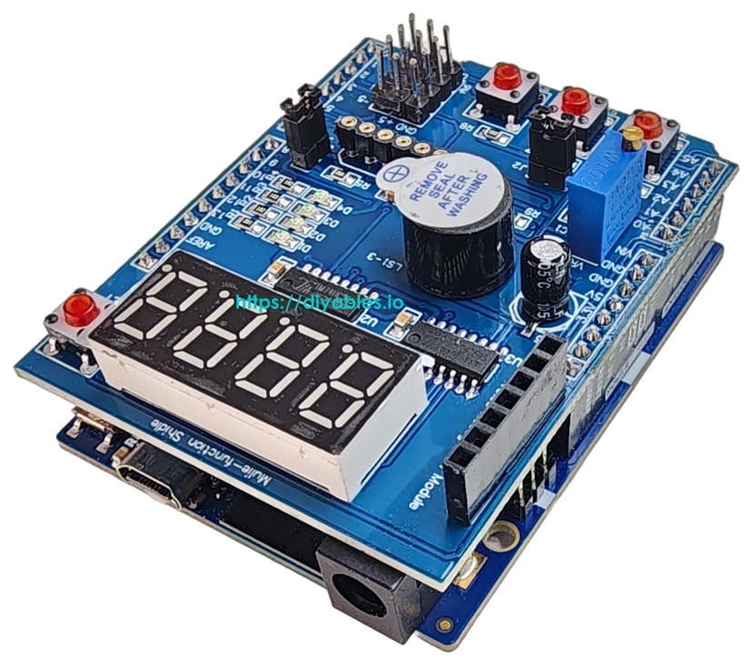 The wiring diagram between Arduino Uno R4 Multi-Function Shield